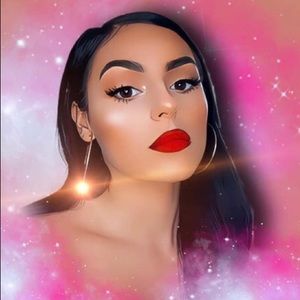 Meet your Posher, Paige